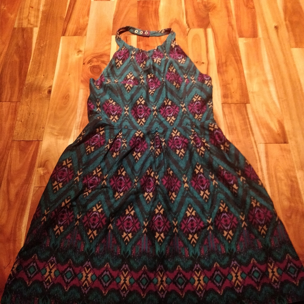 Jessica Howard printed pleated halter dress
